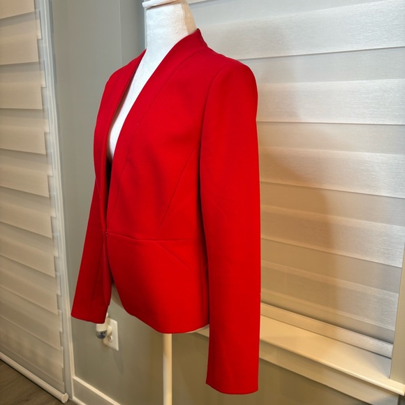 Ann Taylor Red Blazer, Size 6 - Picture 6 of 13